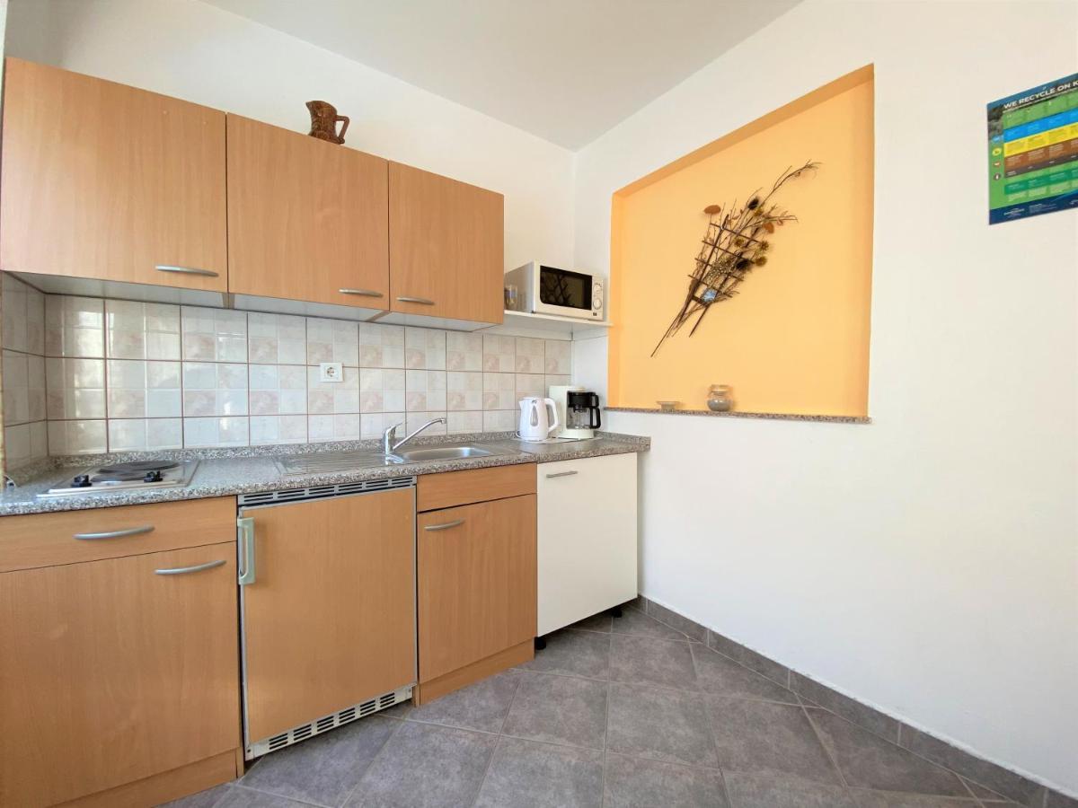 Guest House Dijana 克尔克 外观 照片