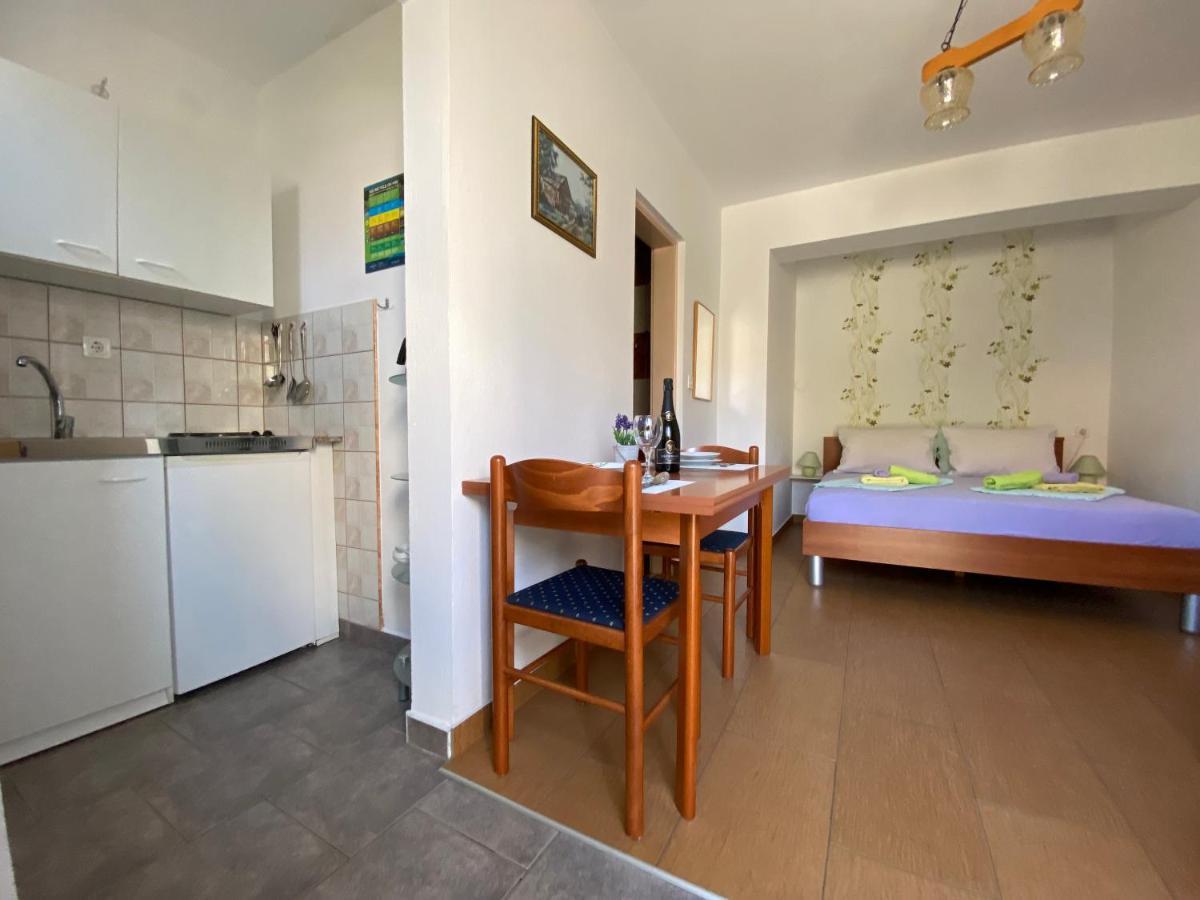 Guest House Dijana 克尔克 外观 照片