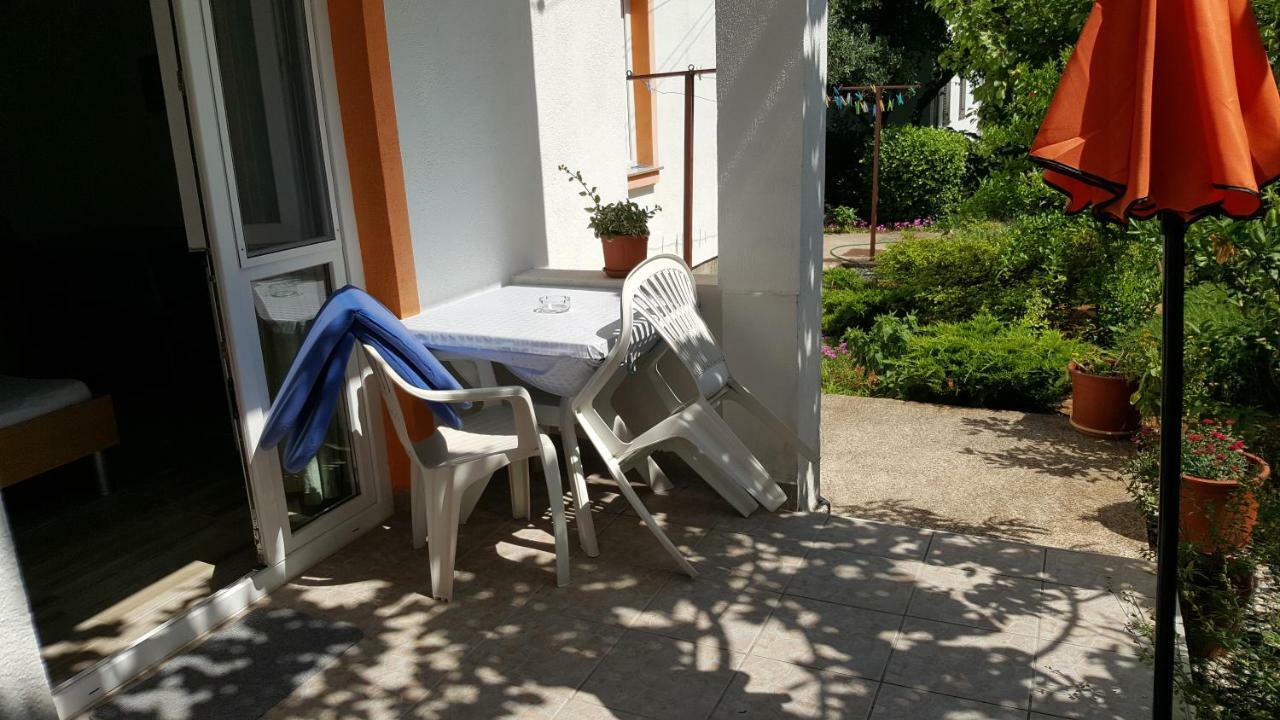Guest House Dijana 克尔克 外观 照片
